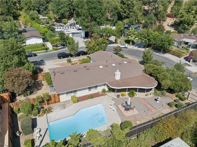 5666 Rawlings, Woodland Hills, CA 91367