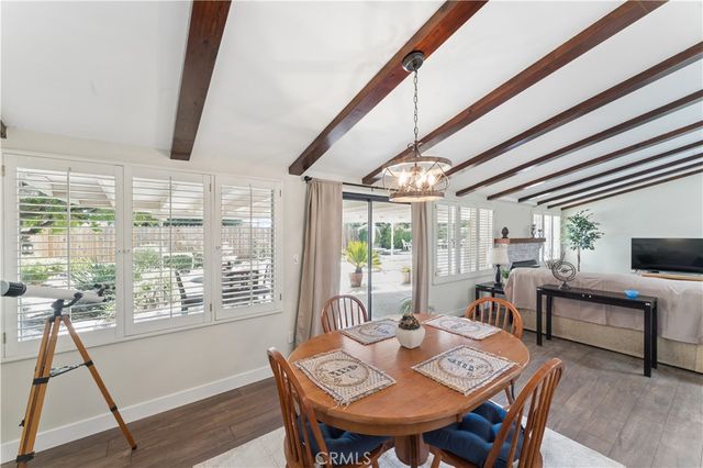 5666 Rawlings, Woodland Hills, CA 91367
