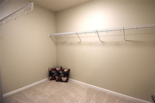 1427 34th Avenue SW 201, Altoona, IA 50009