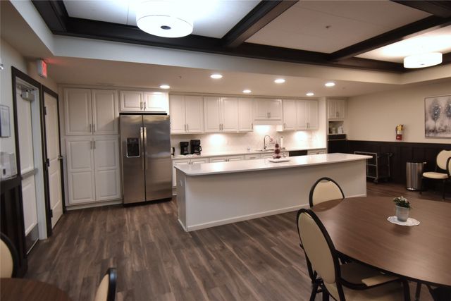 1427 34th Avenue SW 201, Altoona, IA 50009