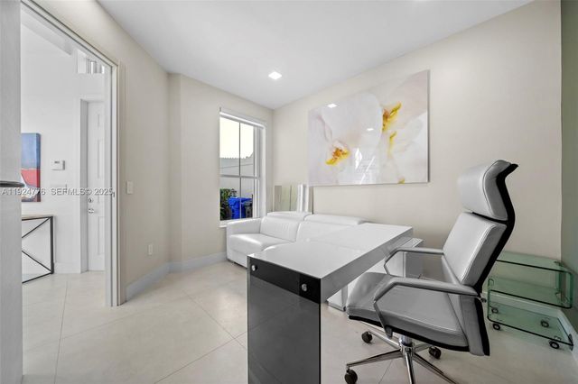 1549 Breakwater Ter 1549, Hollywood, FL 33019