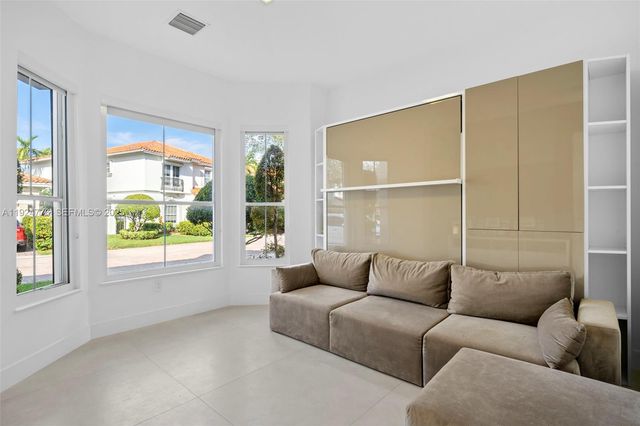 1549 Breakwater Ter 1549, Hollywood, FL 33019