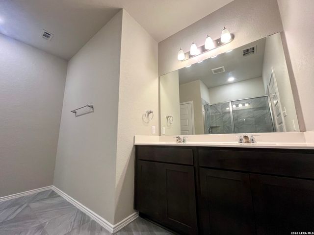 4238 Admirals Bnd, San Antonio, TX 78109
