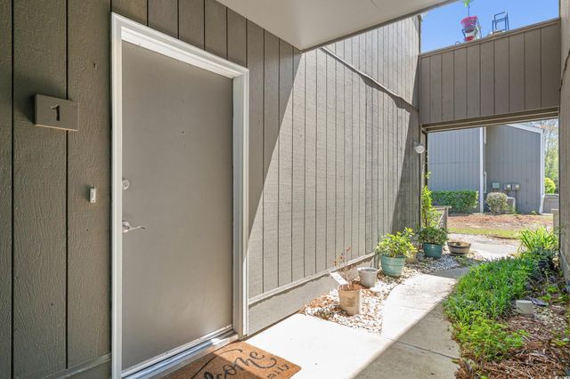 10301 N Kings Hwy Apt 8-1, Myrtle Beach, SC 29572