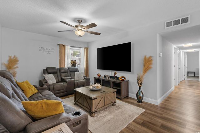 10301 N Kings Hwy Apt 8-1, Myrtle Beach, SC 29572