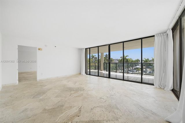 2575 S Bayshore Drive 4A, Miami, FL 33133