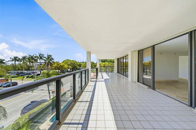 2575 S Bayshore Drive 4A, Miami, FL 33133