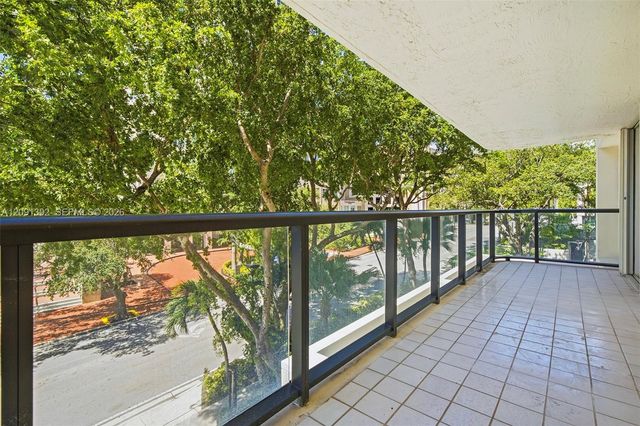 2575 S Bayshore Drive 4A, Miami, FL 33133