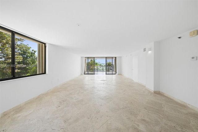 2575 S Bayshore Drive 4A, Miami, FL 33133