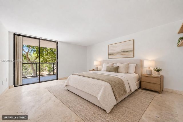 2575 S Bayshore Drive 4A, Miami, FL 33133