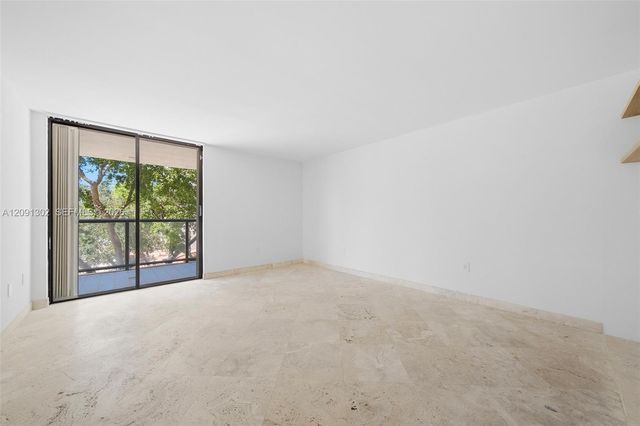 2575 S Bayshore Drive 4A, Miami, FL 33133