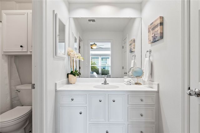 21 Flamingo Road, Rockport, TX 78382