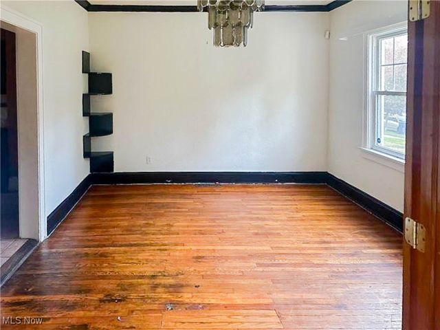 3320 Beechwood Avenue, Cleveland Heights, OH 44118