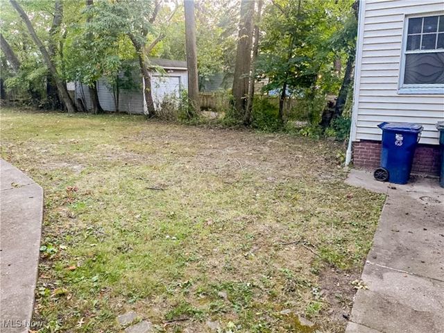 3320 Beechwood Avenue, Cleveland Heights, OH 44118