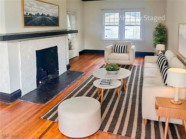 3320 Beechwood Avenue, Cleveland Heights, OH 44118