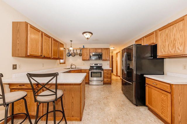 25 Pennycress COURT, Fond Du Lac, WI 54935