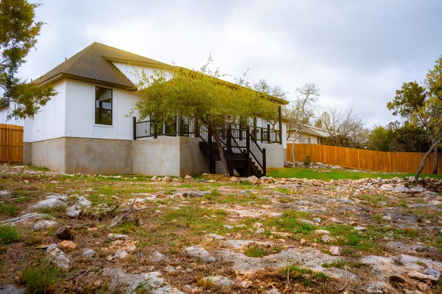 35 Whistling Wind, Wimberley, TX 78676