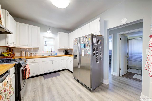 1018 E. 12 Mile Rd, Royal Oak, MI 48073