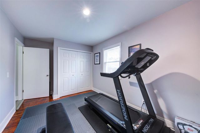 1018 E. 12 Mile Rd, Royal Oak, MI 48073