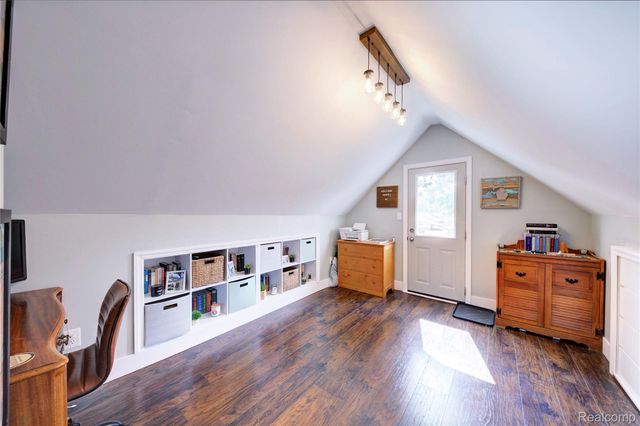 1018 E. 12 Mile Rd, Royal Oak, MI 48073