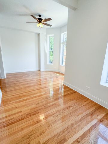 3512 N Halsted Street 2FF, Chicago, IL 60657