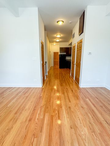3512 N Halsted Street 2FF, Chicago, IL 60657