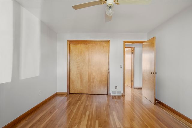 9 Whitsbourgh St, Taunton, MA 02780