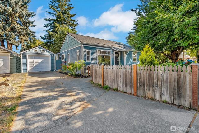 616 North Street SE, Tumwater, WA 98501