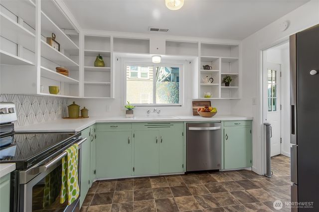 616 North Street SE, Tumwater, WA 98501