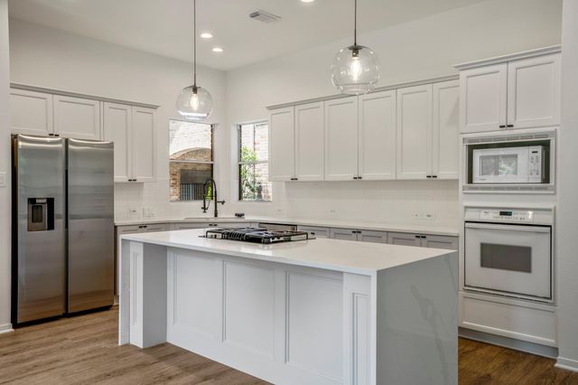 134 Plum Crest Circle, The Woodlands, TX 77382