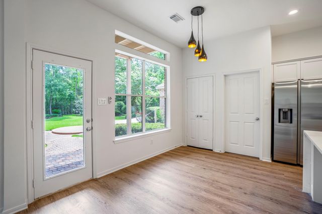 134 Plum Crest Circle, The Woodlands, TX 77382