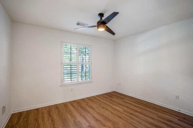 134 Plum Crest Circle, The Woodlands, TX 77382