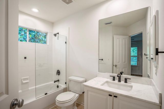 134 Plum Crest Circle, The Woodlands, TX 77382