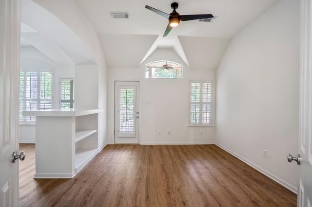 134 Plum Crest Circle, The Woodlands, TX 77382