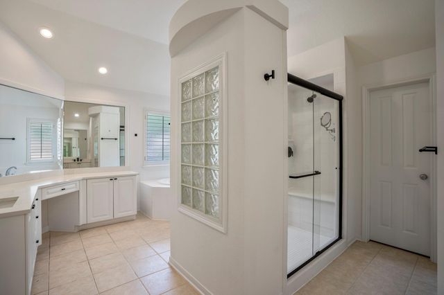 134 Plum Crest Circle, The Woodlands, TX 77382