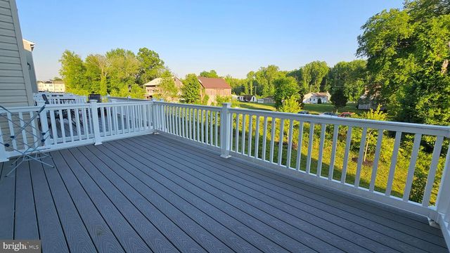 2055 RIVERS DR, Newark, DE 19702