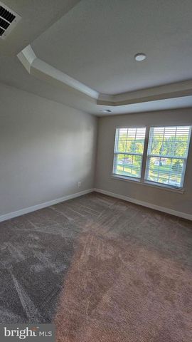 2055 RIVERS DR, Newark, DE 19702