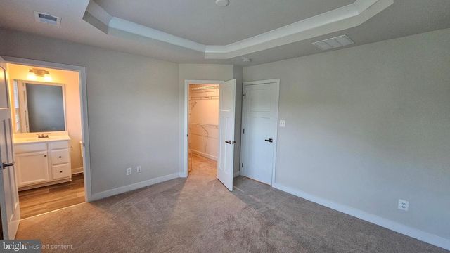 2055 RIVERS DR, Newark, DE 19702