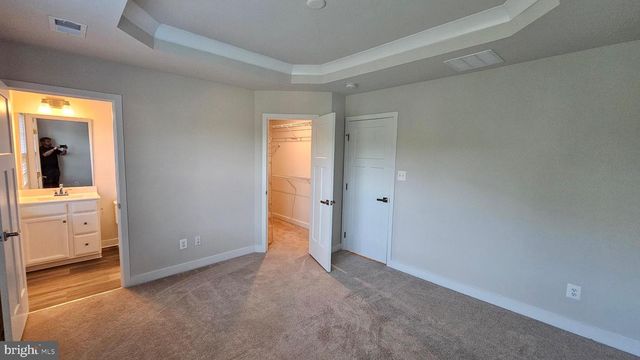 2055 RIVERS DR, Newark, DE 19702