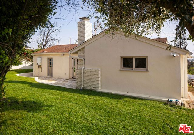 14929 Whitfield Avenue, Pacific Palisades, CA 90272