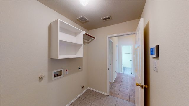 608 Vanilla Court, Desoto, TX 75115