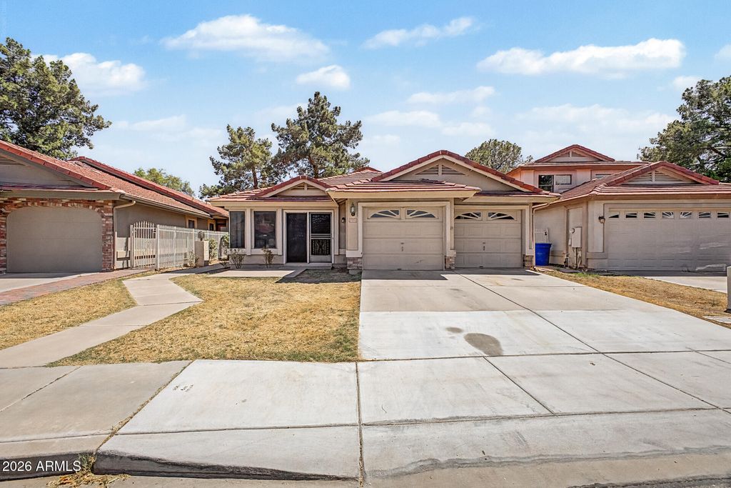 5751 W DEL RIO Street, Chandler, AZ 85226 — photo 2
