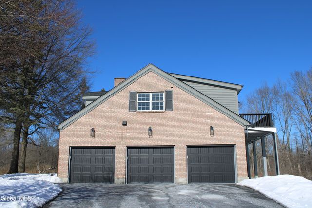 713 Riverview Road, Rexford, NY 12148