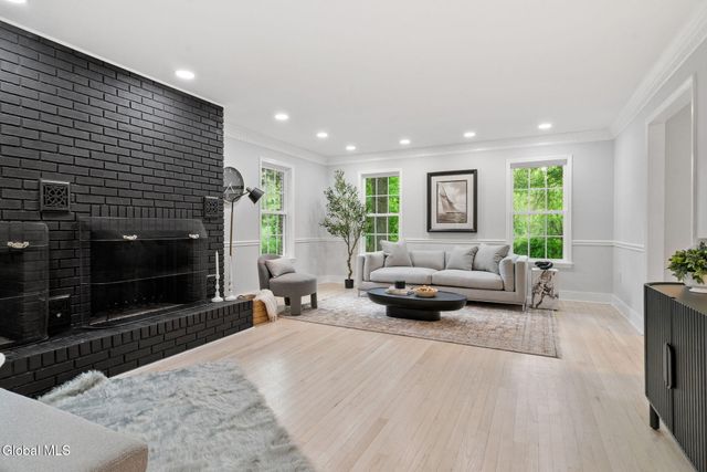 713 Riverview Road, Rexford, NY 12148