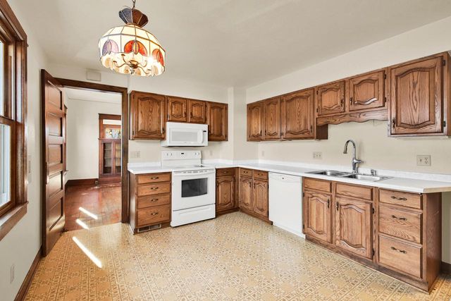 426 Park AVENUE, Sheboygan, WI 53081