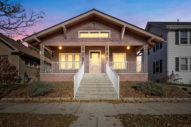 426 Park AVENUE, Sheboygan, WI 53081