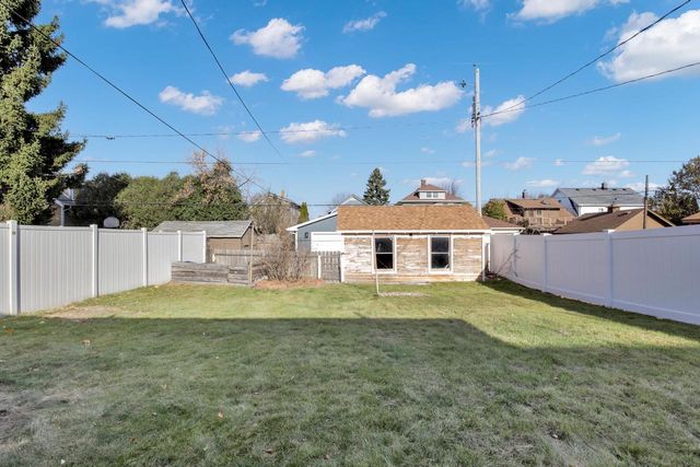 426 Park AVENUE, Sheboygan, WI 53081