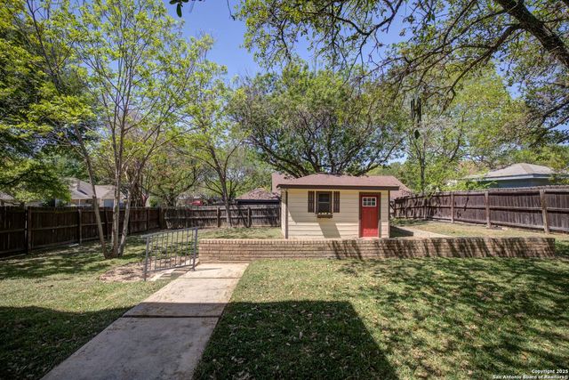 850 Northview, New Braunfels, TX 78130