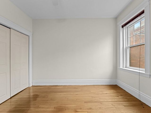 35 Queensberry 22, Boston, MA 02215