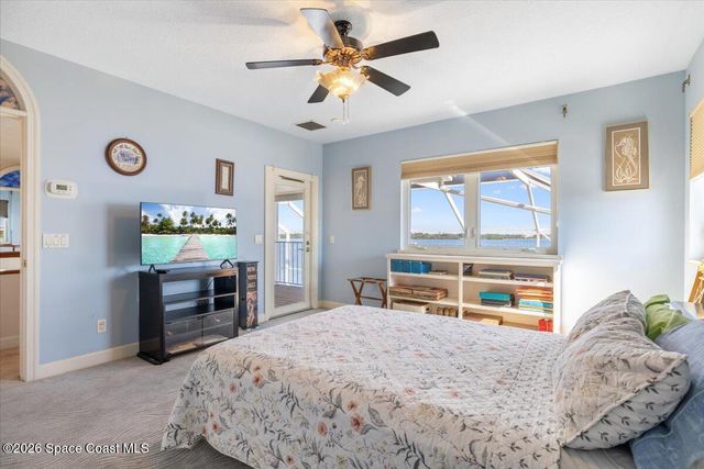 2 Sea Horse Lane, Vero Beach, FL 32960